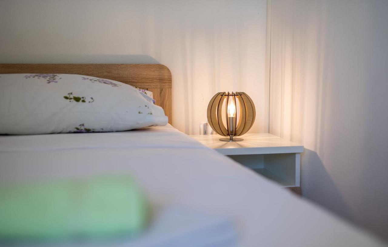 Apartments Miokovic โซลิเน ภายนอก รูปภาพ
